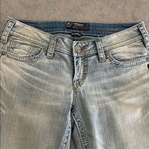 Silver Jeans Pioneer